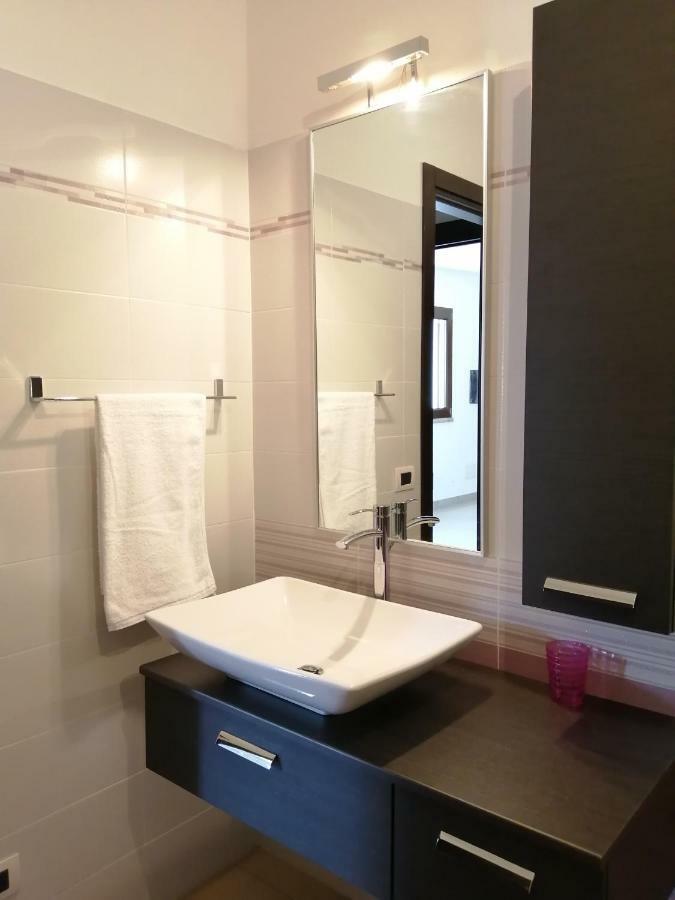 Casa Il Cortile Fiorito Daire Tortolì Dış mekan fotoğraf